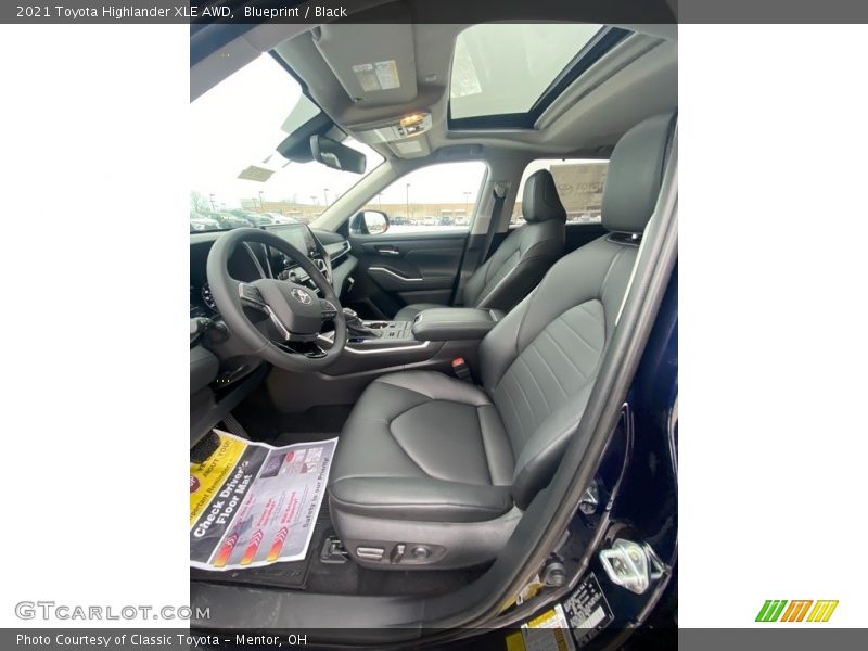 Blueprint / Black 2021 Toyota Highlander XLE AWD