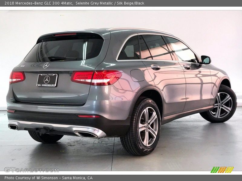 Selenite Grey Metallic / Silk Beige/Black 2018 Mercedes-Benz GLC 300 4Matic