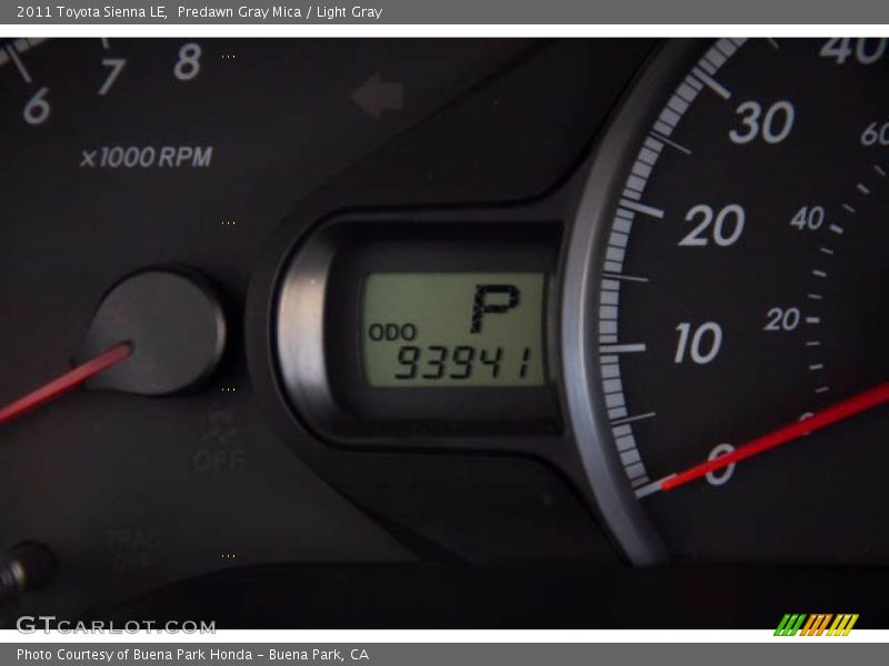 Predawn Gray Mica / Light Gray 2011 Toyota Sienna LE