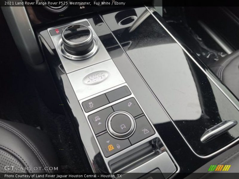 Fuji White / Ebony 2021 Land Rover Range Rover P525 Westminster