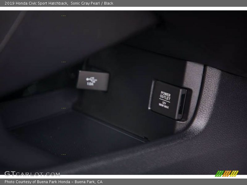 Sonic Gray Pearl / Black 2019 Honda Civic Sport Hatchback
