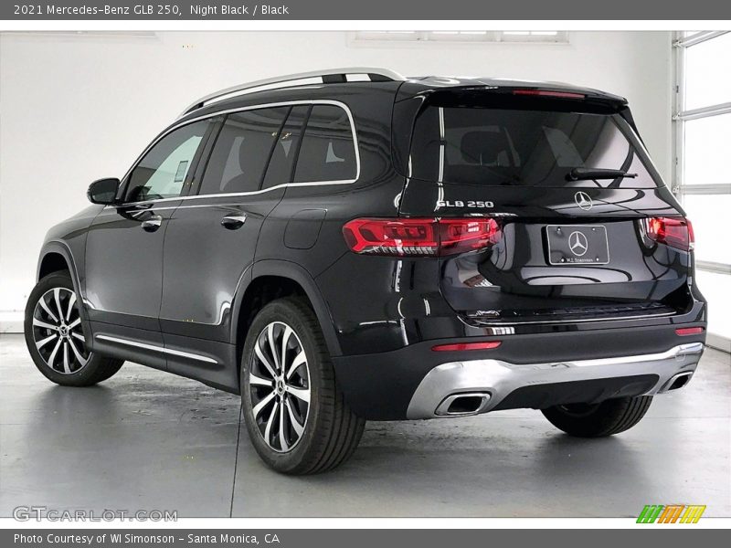Night Black / Black 2021 Mercedes-Benz GLB 250