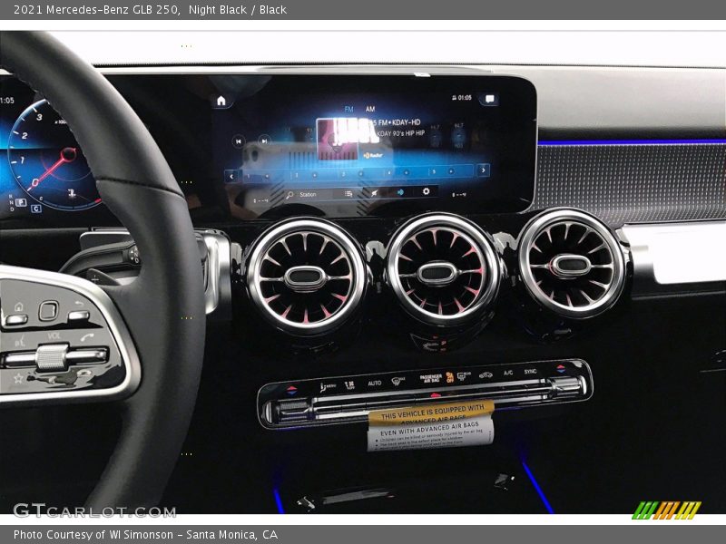 Night Black / Black 2021 Mercedes-Benz GLB 250