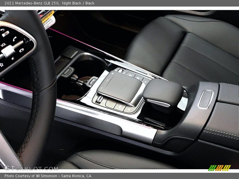 Night Black / Black 2021 Mercedes-Benz GLB 250