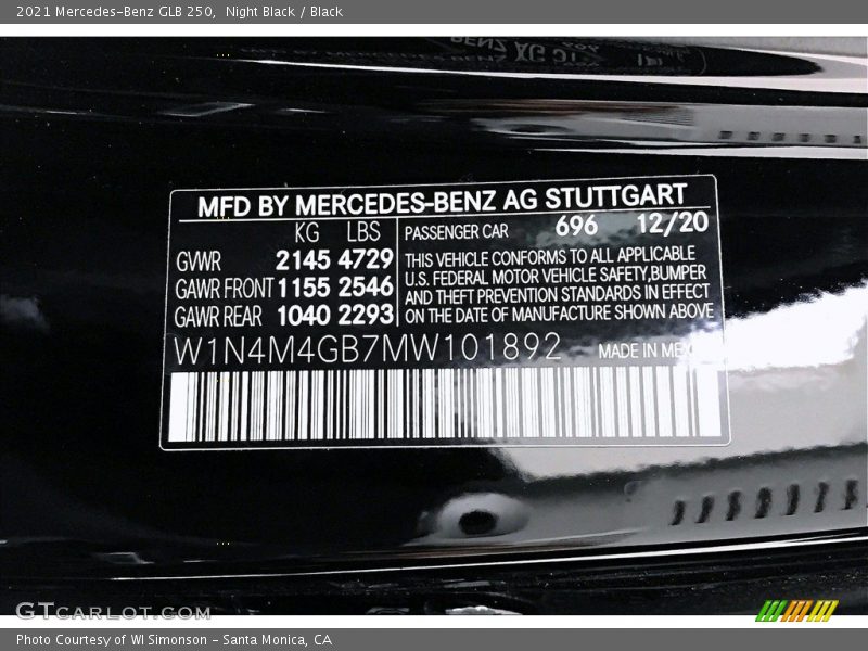 Night Black / Black 2021 Mercedes-Benz GLB 250
