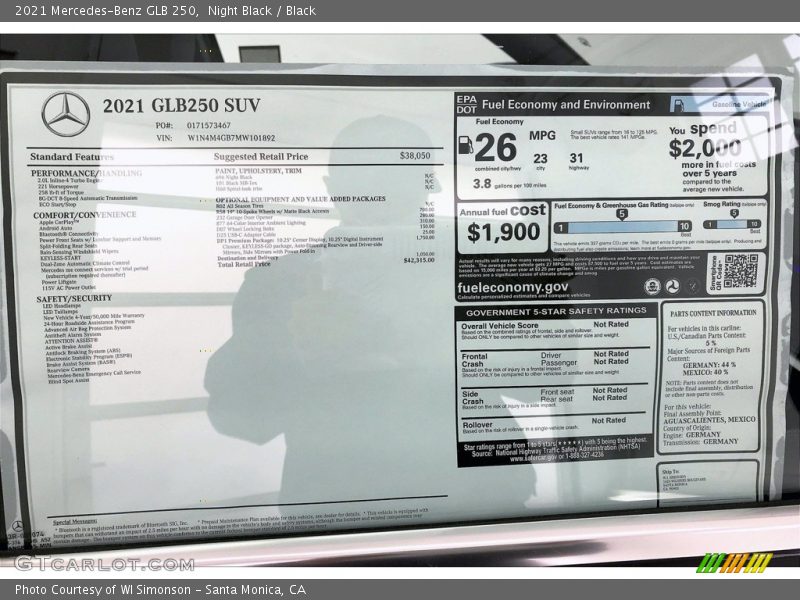 Night Black / Black 2021 Mercedes-Benz GLB 250