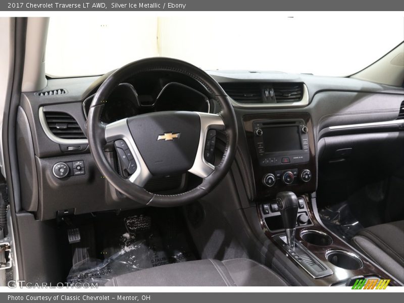 Silver Ice Metallic / Ebony 2017 Chevrolet Traverse LT AWD