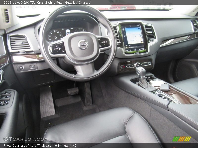 Crystal White Pearl Metallic / Charcoal 2018 Volvo XC90 T5