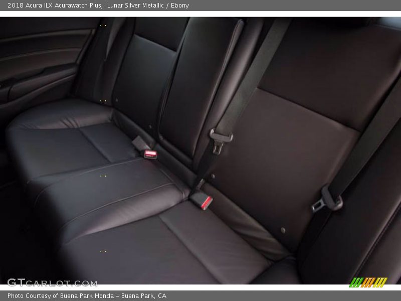 Lunar Silver Metallic / Ebony 2018 Acura ILX Acurawatch Plus