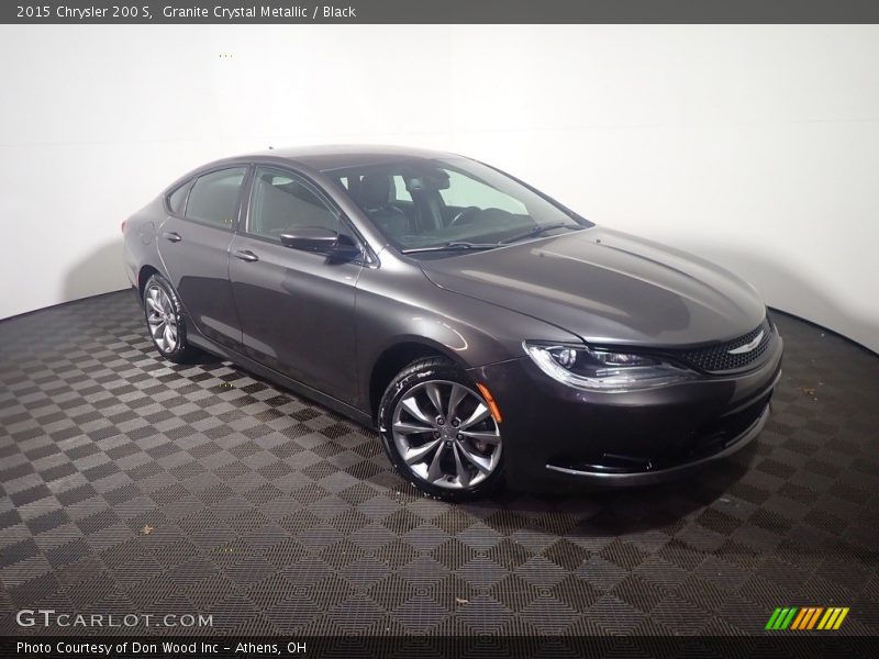 Granite Crystal Metallic / Black 2015 Chrysler 200 S