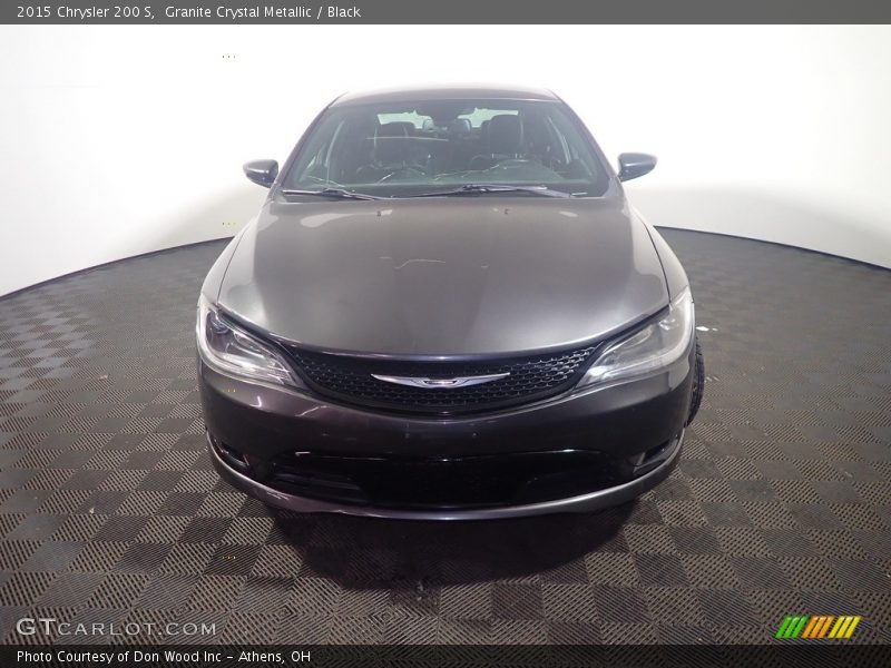 Granite Crystal Metallic / Black 2015 Chrysler 200 S