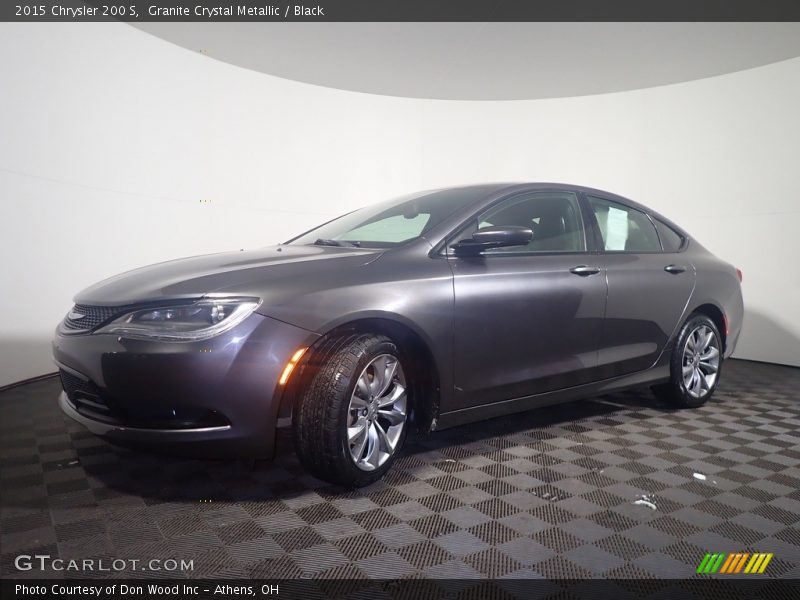 Granite Crystal Metallic / Black 2015 Chrysler 200 S