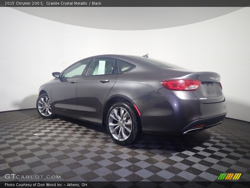 Granite Crystal Metallic / Black 2015 Chrysler 200 S