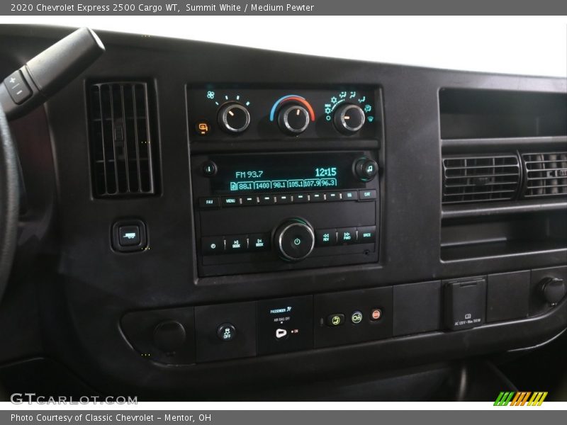 Summit White / Medium Pewter 2020 Chevrolet Express 2500 Cargo WT