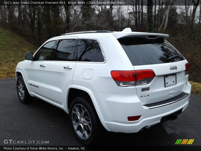 Bright White / Dark Sienna Brown/Black 2021 Jeep Grand Cherokee Overland 4x4