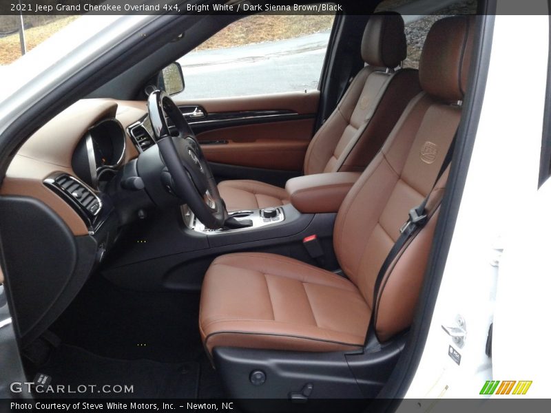 Bright White / Dark Sienna Brown/Black 2021 Jeep Grand Cherokee Overland 4x4
