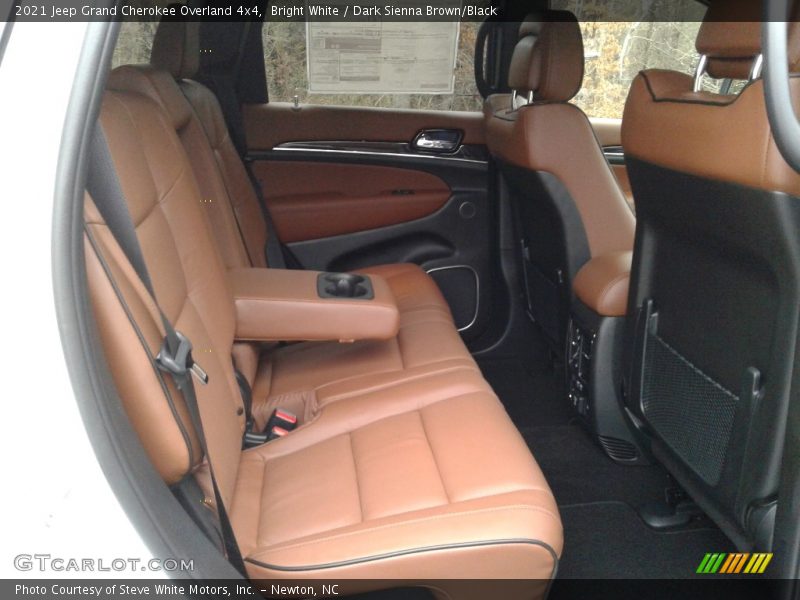 Bright White / Dark Sienna Brown/Black 2021 Jeep Grand Cherokee Overland 4x4