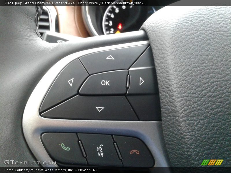 Bright White / Dark Sienna Brown/Black 2021 Jeep Grand Cherokee Overland 4x4
