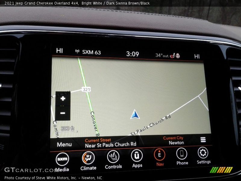 Bright White / Dark Sienna Brown/Black 2021 Jeep Grand Cherokee Overland 4x4