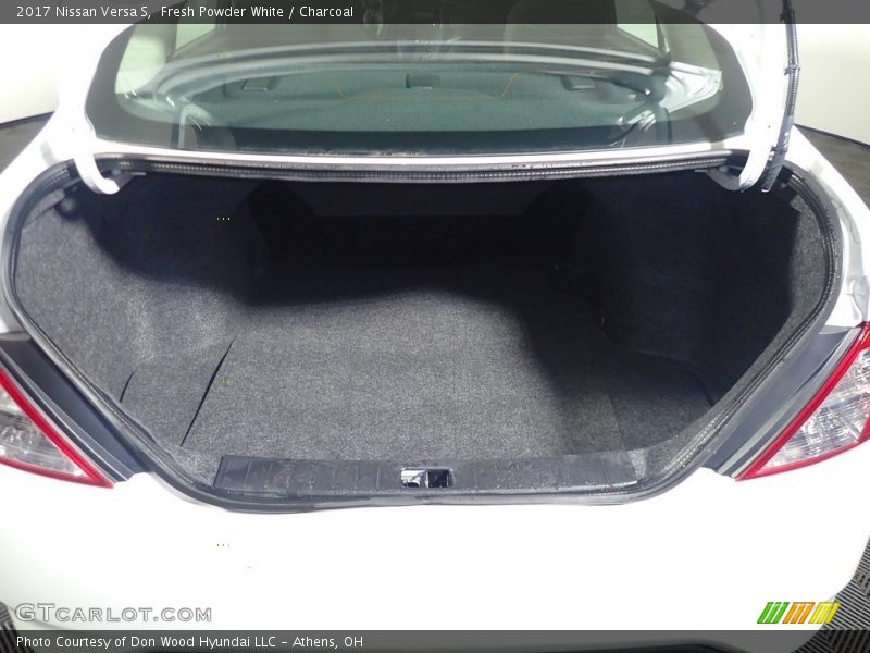 Fresh Powder White / Charcoal 2017 Nissan Versa S