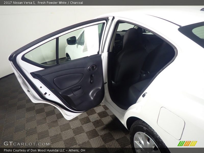 Fresh Powder White / Charcoal 2017 Nissan Versa S