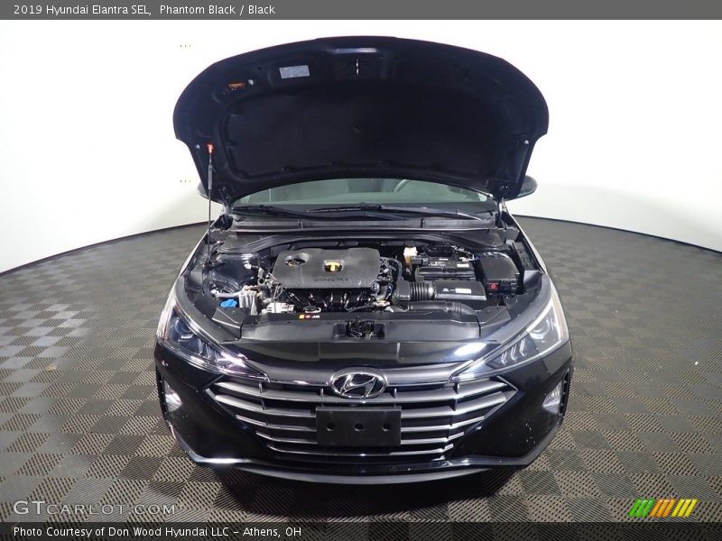Phantom Black / Black 2019 Hyundai Elantra SEL