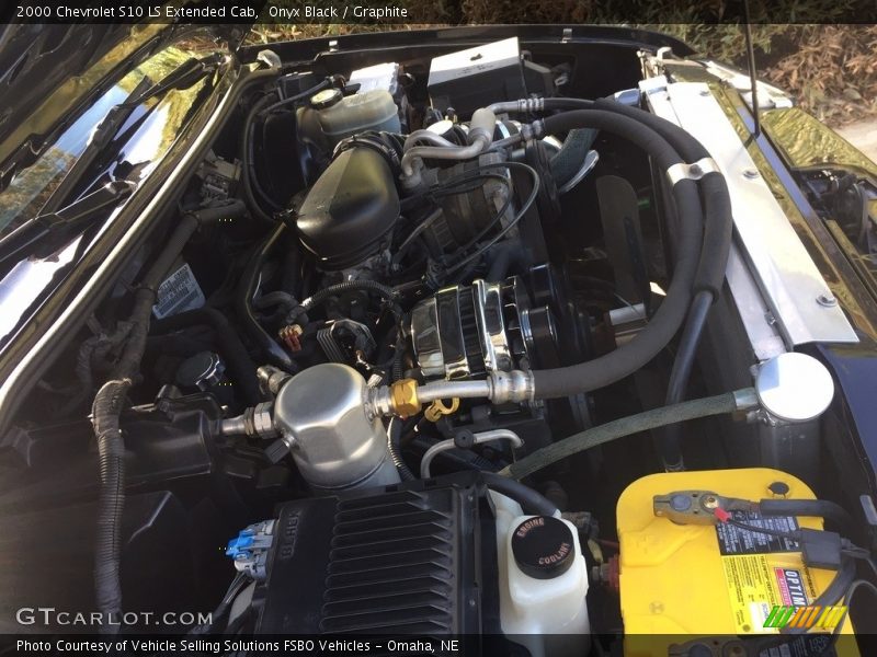  2000 S10 LS Extended Cab Engine - 4.3 Liter OHV 12-Valve V6