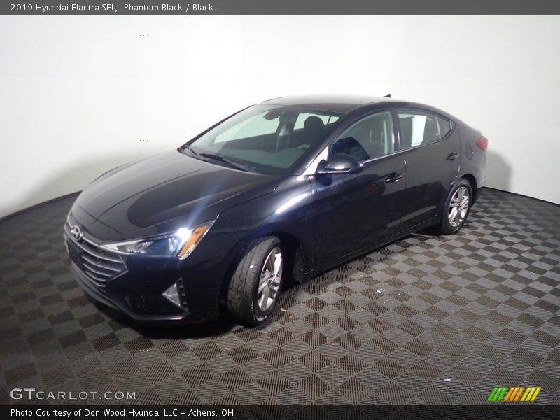 Phantom Black / Black 2019 Hyundai Elantra SEL