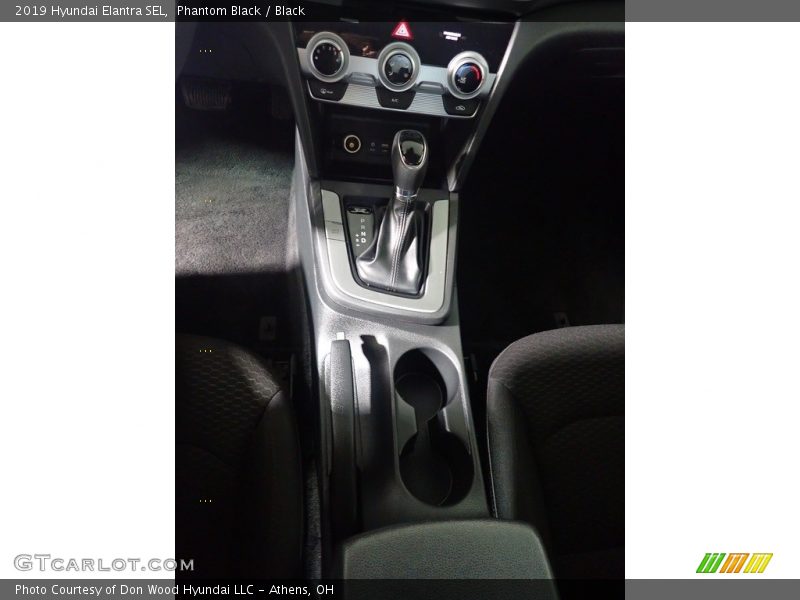 Phantom Black / Black 2019 Hyundai Elantra SEL