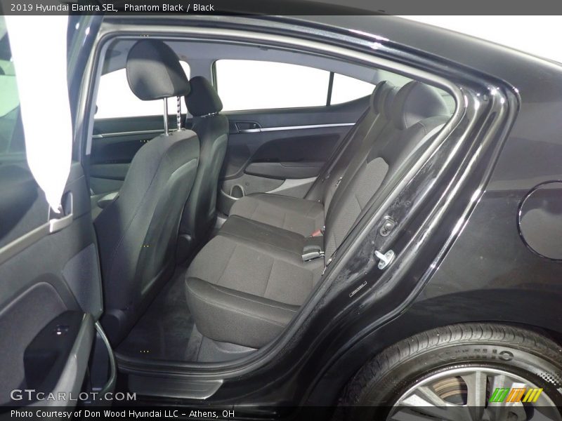 Phantom Black / Black 2019 Hyundai Elantra SEL