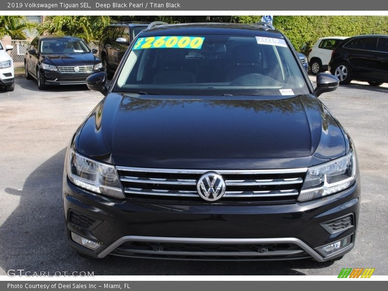 Deep Black Pearl / Titan Black 2019 Volkswagen Tiguan SEL