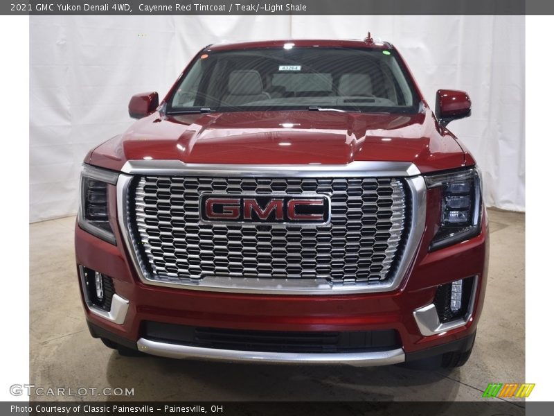 Cayenne Red Tintcoat / Teak/­Light Shale 2021 GMC Yukon Denali 4WD