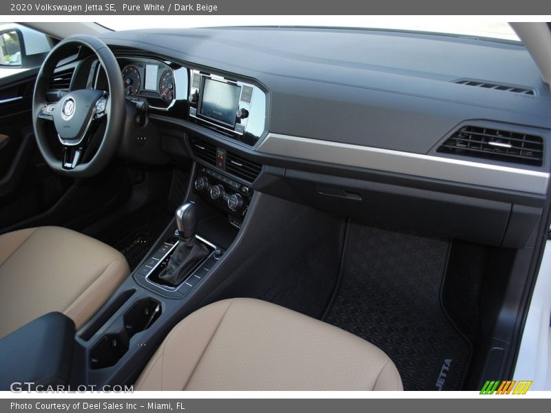 Pure White / Dark Beige 2020 Volkswagen Jetta SE