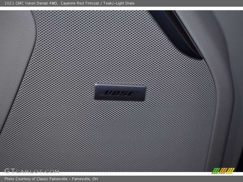 Cayenne Red Tintcoat / Teak/­Light Shale 2021 GMC Yukon Denali 4WD