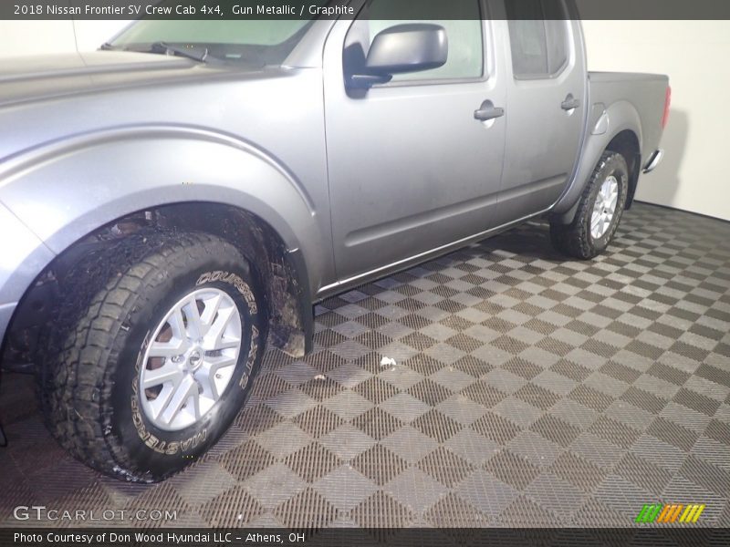 Gun Metallic / Graphite 2018 Nissan Frontier SV Crew Cab 4x4
