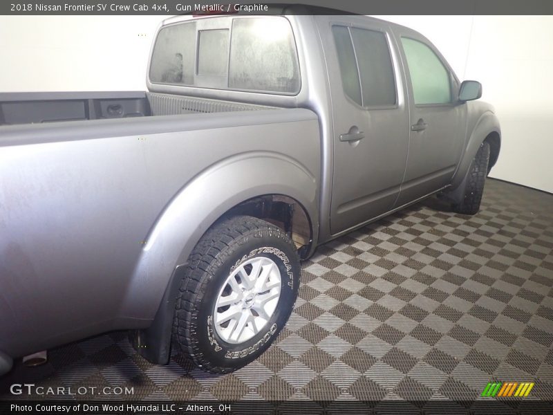 Gun Metallic / Graphite 2018 Nissan Frontier SV Crew Cab 4x4