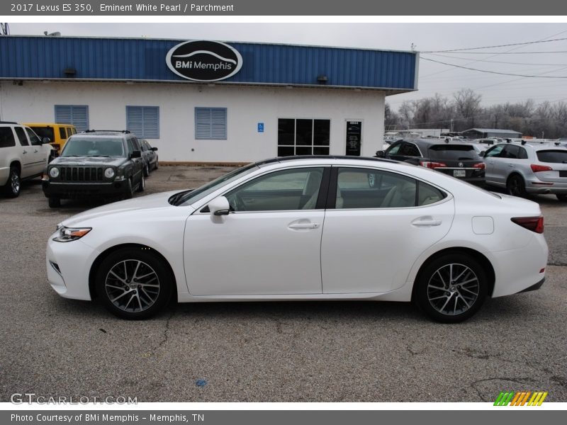 Eminent White Pearl / Parchment 2017 Lexus ES 350