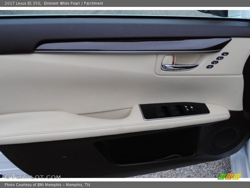 Eminent White Pearl / Parchment 2017 Lexus ES 350