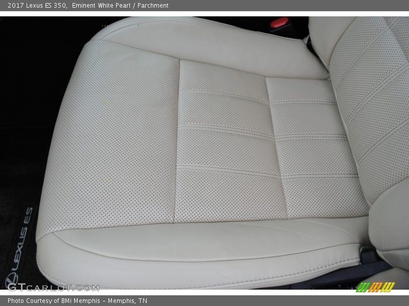 Eminent White Pearl / Parchment 2017 Lexus ES 350