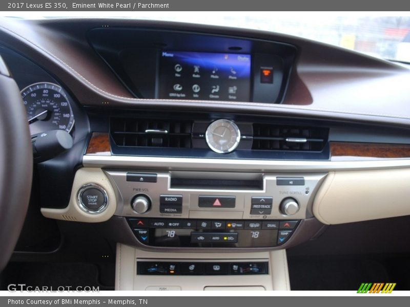 Eminent White Pearl / Parchment 2017 Lexus ES 350