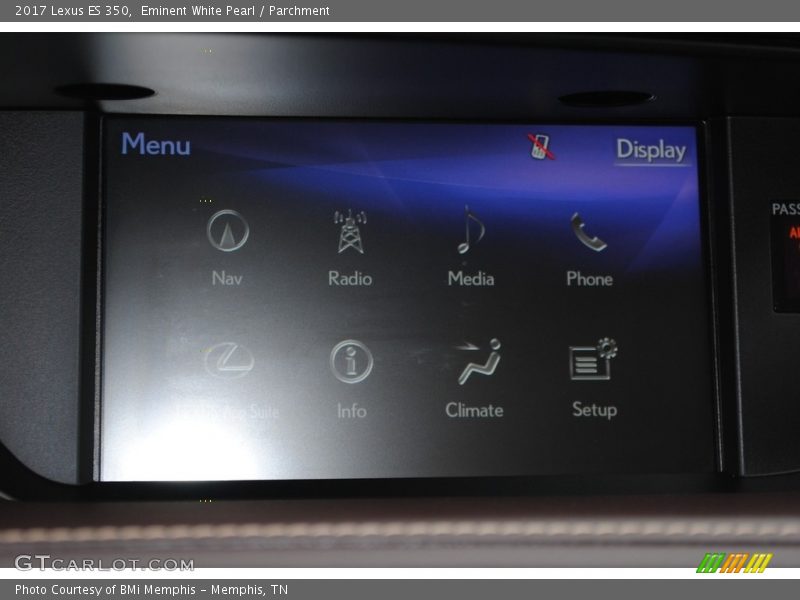 Eminent White Pearl / Parchment 2017 Lexus ES 350