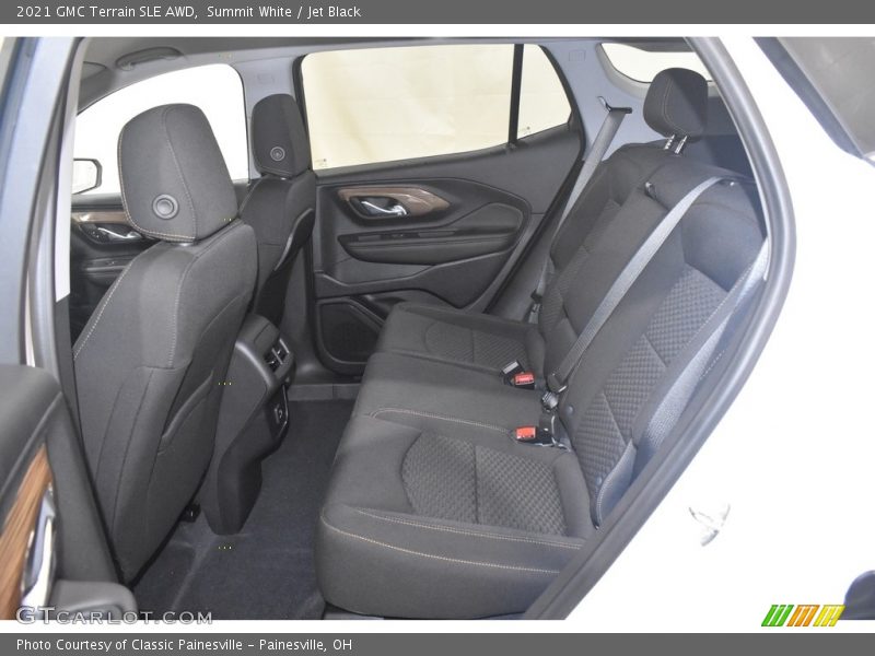 Summit White / Jet Black 2021 GMC Terrain SLE AWD