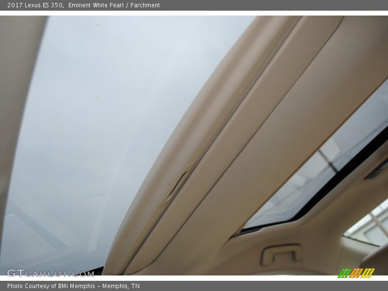 Eminent White Pearl / Parchment 2017 Lexus ES 350