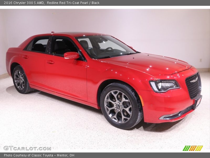 Redline Red Tri-Coat Pearl / Black 2016 Chrysler 300 S AWD