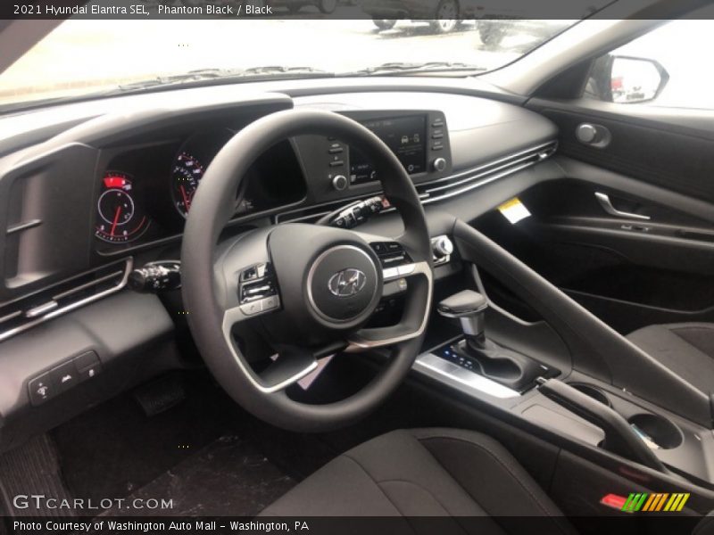 Phantom Black / Black 2021 Hyundai Elantra SEL
