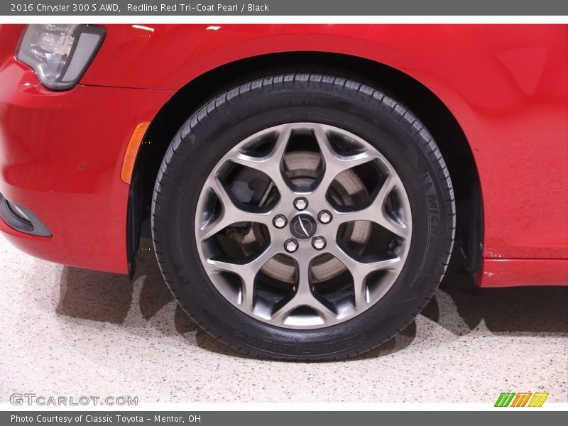 Redline Red Tri-Coat Pearl / Black 2016 Chrysler 300 S AWD