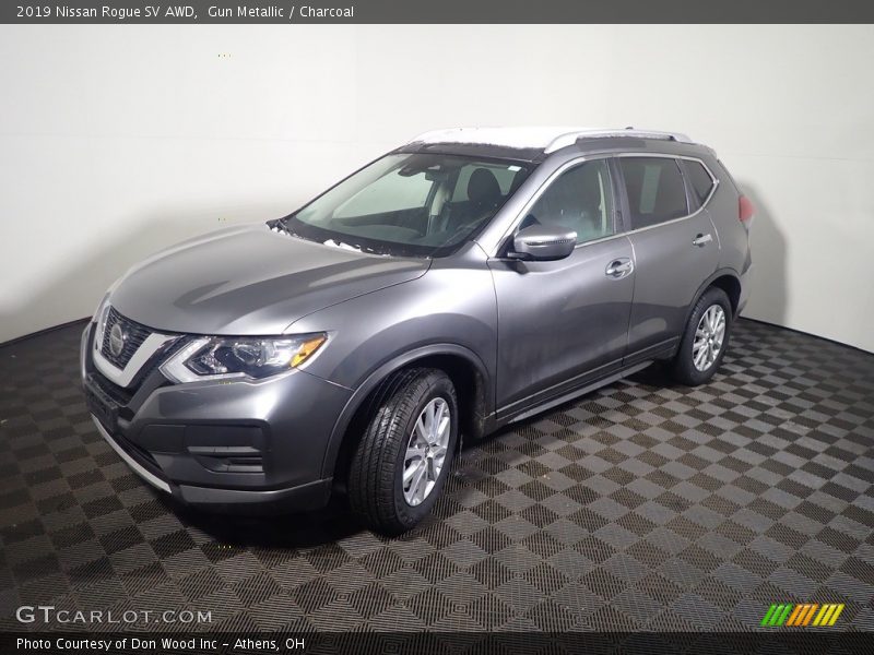 Gun Metallic / Charcoal 2019 Nissan Rogue SV AWD