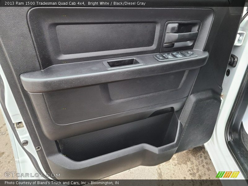 Bright White / Black/Diesel Gray 2013 Ram 1500 Tradesman Quad Cab 4x4