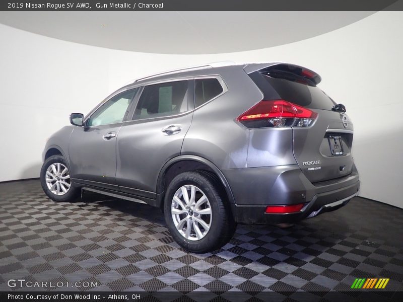 Gun Metallic / Charcoal 2019 Nissan Rogue SV AWD