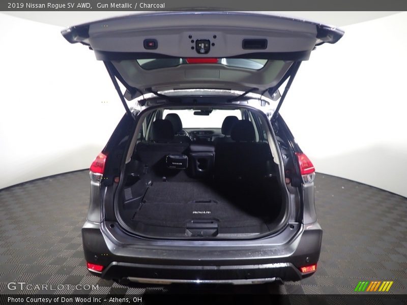 Gun Metallic / Charcoal 2019 Nissan Rogue SV AWD